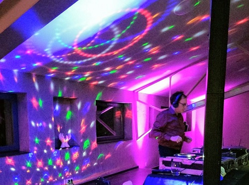 Quiz & DJ